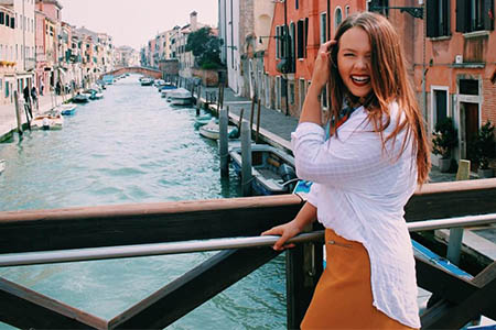 woman traveling in venice